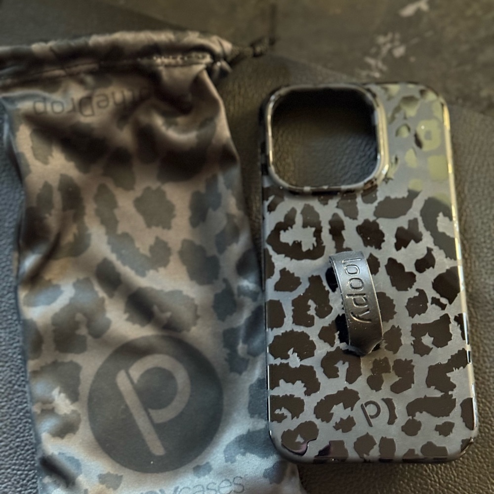Loopy Case Black Leopard Phone Case